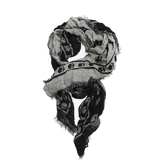 Hydrogen skull scarf