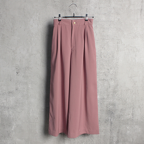 AMERICAN style wide pants