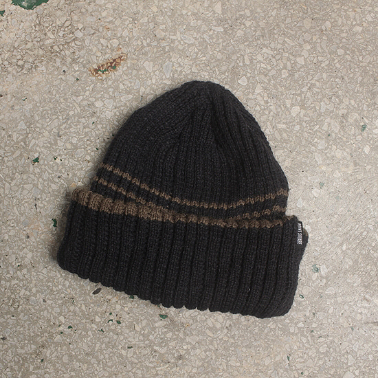 Point square watch cap