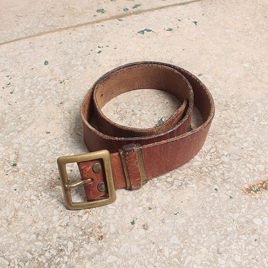 vtg LEVI&#039;S leather belt