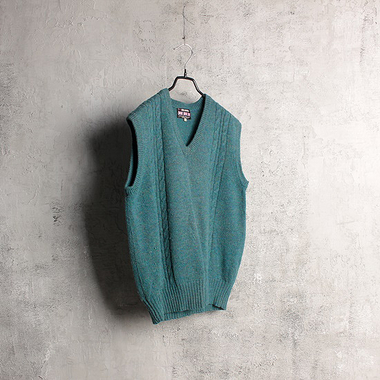 FROM MACPHAIL wool knit vest