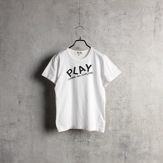 06 play comme des garcons tee