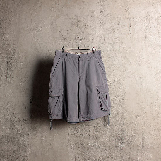 05&#039;s NIKE cargo shorts (30.3 inch)