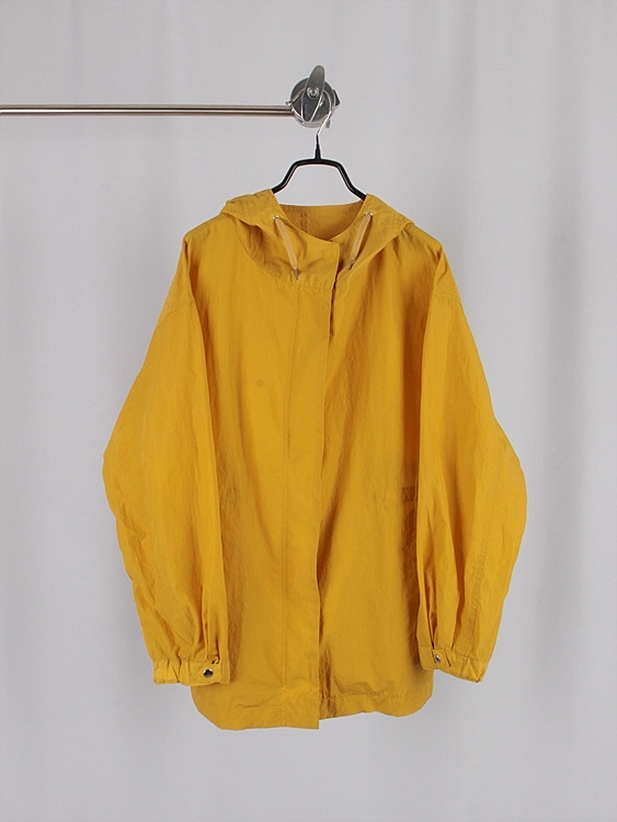 RELUME by UNITED ARROWS nylon hoodie jacket