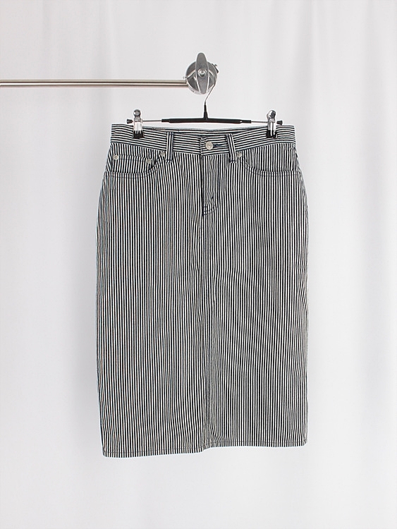 LEVI&#039;S stripe denim skirt (28inch) - japan made
