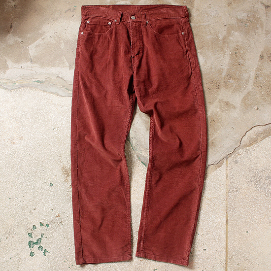 LEVI&#039;S pants