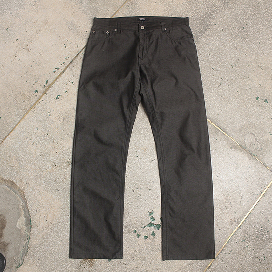 Burberry black label pants (33inch)