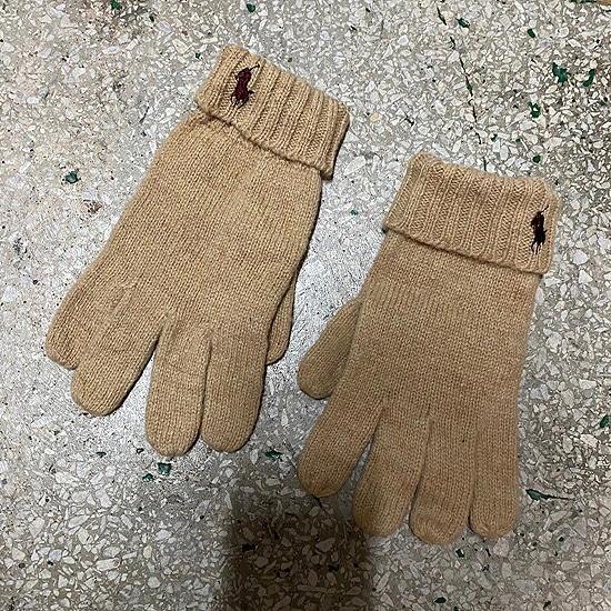 POLO wool glove