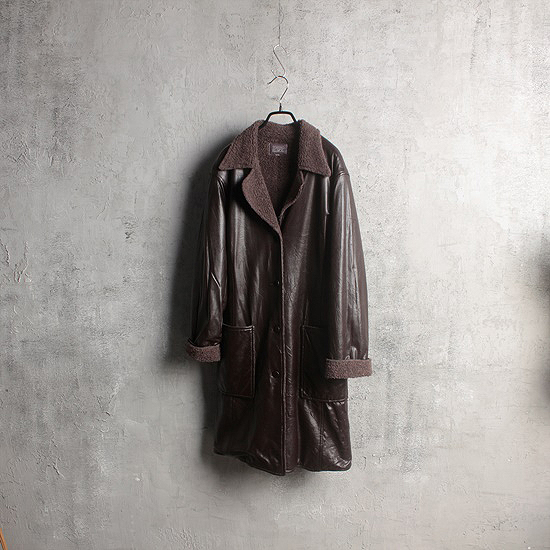 TOKUKO 1er VOL eco leather real shearling coat