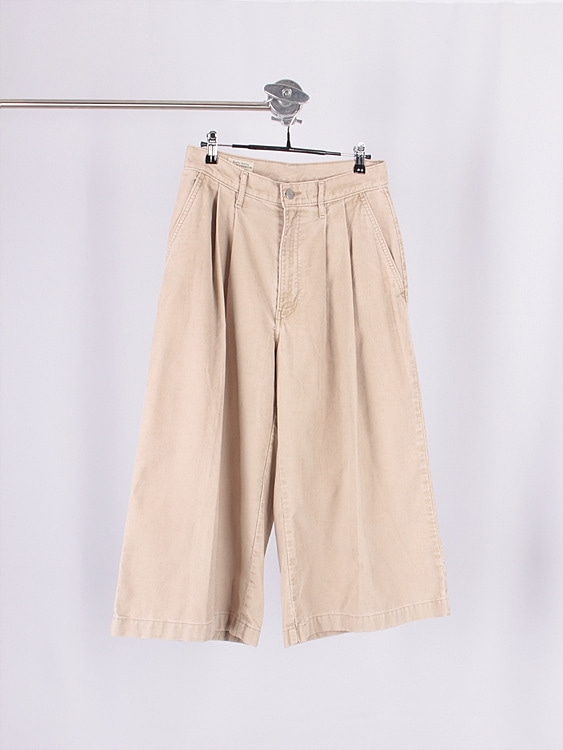 LEVI&#039;S premium wide corduroy pants (29.1 inch)