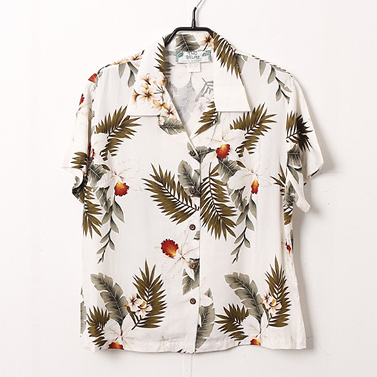 Two parms aloha shirts
