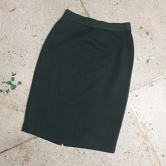 LUISA SRAGNOLI italy made wool skirt (26.7)