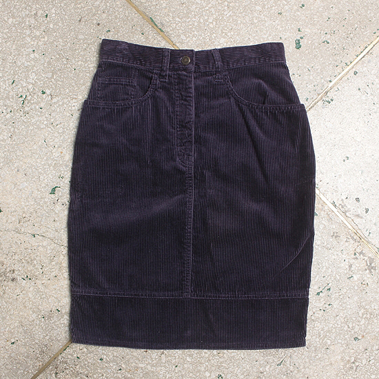 MOSCHINO skirt (26.7inch)