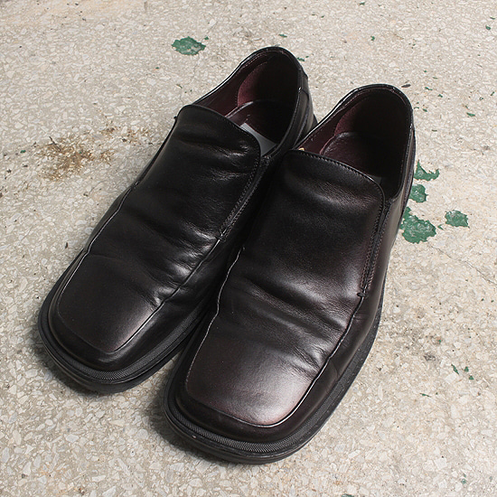 KENZO square toe shoes (270)
