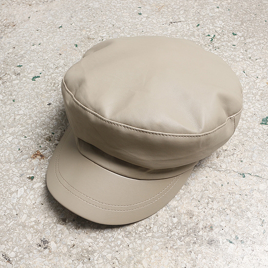 vtg leather cap