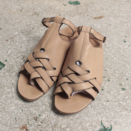DEREK LAM italy made sandals (225-230mm)