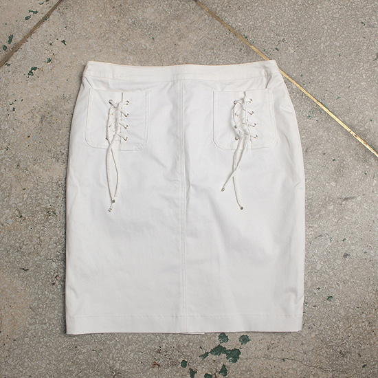 ESCADA rope detail skirt (30inch)