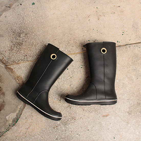 Crocs rain boots (260)