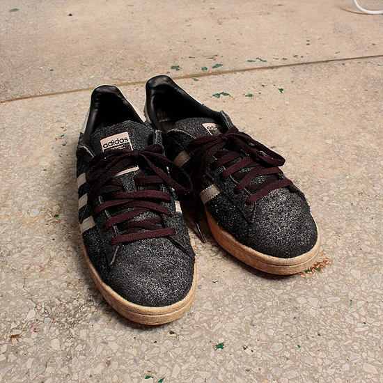 Adidas grunge campus shoes (235)