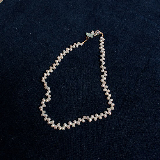 vtg pearl necklace  #1