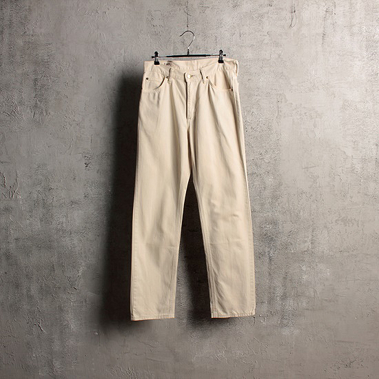 LEE beige pants (JAPAN MADE) (29.9 inch)
