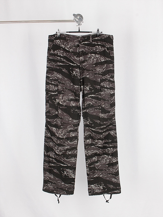 URBAN SURPLUS tiger camouflage rip-stop pants (33.4 inch)