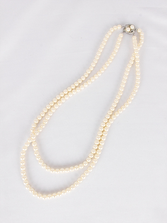 vtg pearl necklace