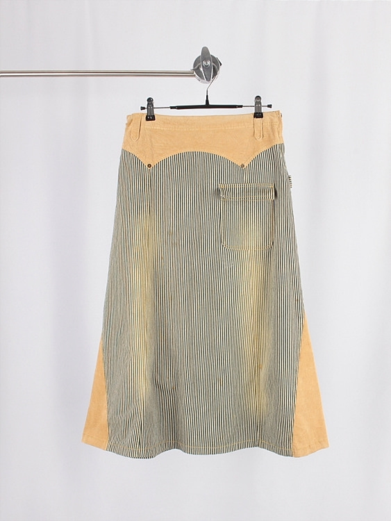 BLUEMOON LIVE hickory stripe long skirt (28.3 inch)