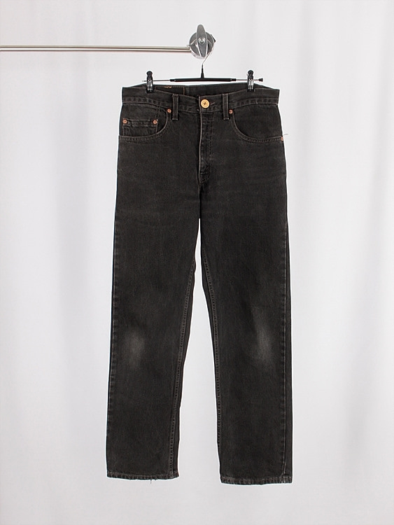 LEVI&#039;S 505 black denim pants (29.9 inch)