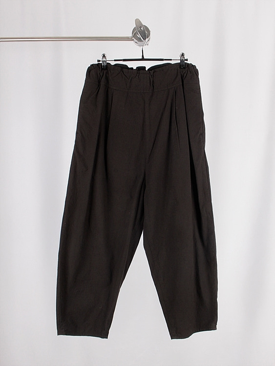 FIRMUM tapered fit banding pants (~31.4 inch)