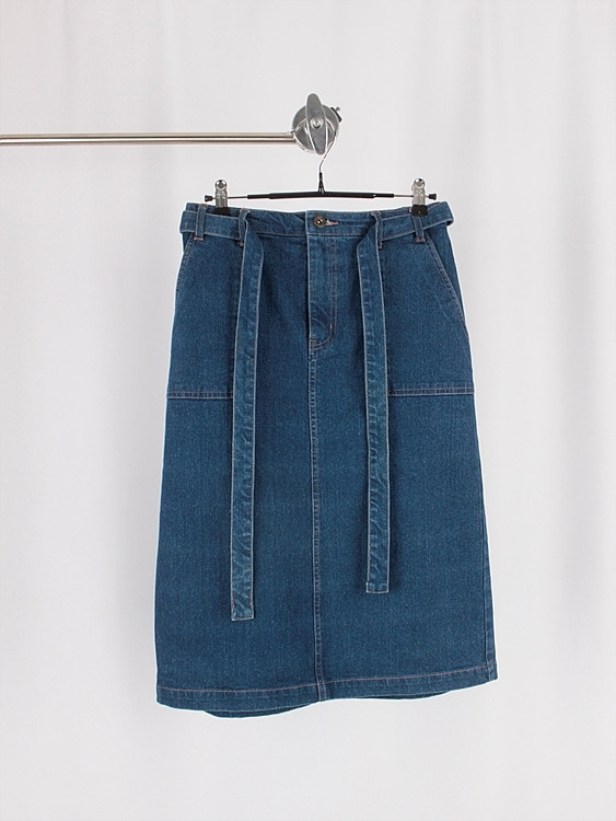 BLUE STROVE belted denim skirt (28.3 inch)