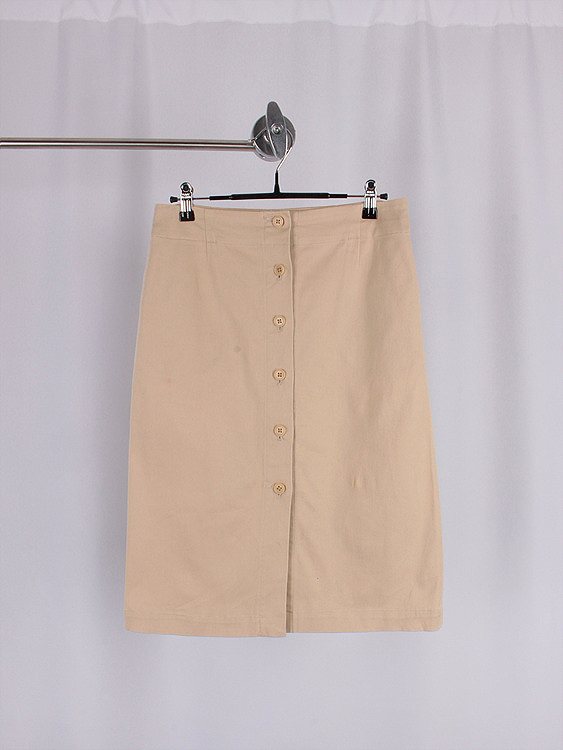 MARGARET HOWELL button skirt (28.3 inch) - JAPAN MADE