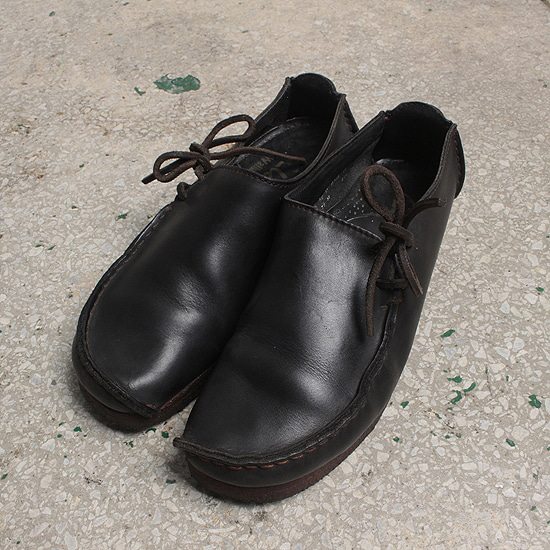 Clarks shoes (240mm)
