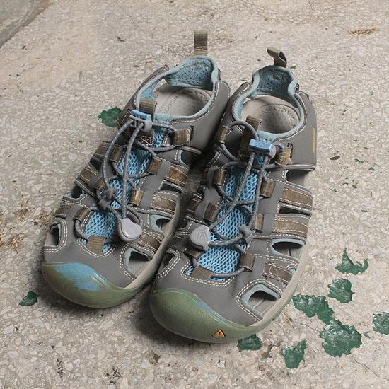 KEEN sandals (230)