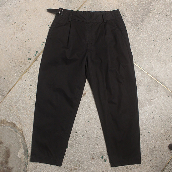 AVECMOI GURUKA pants (33.8inch)