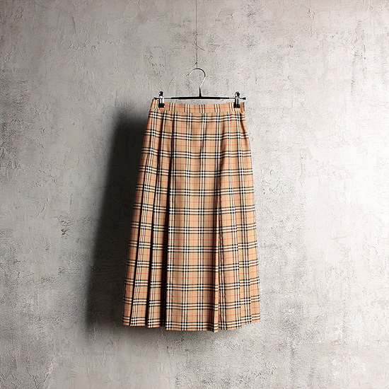 Burberry check skirt (24.5inch)