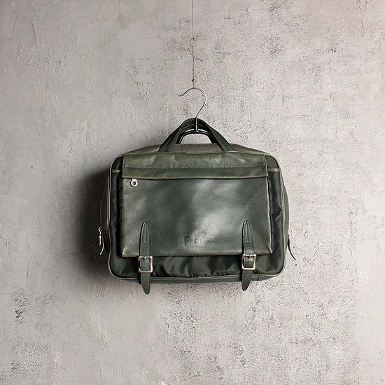Giuliano Fujiwara f.d.s green leather bag