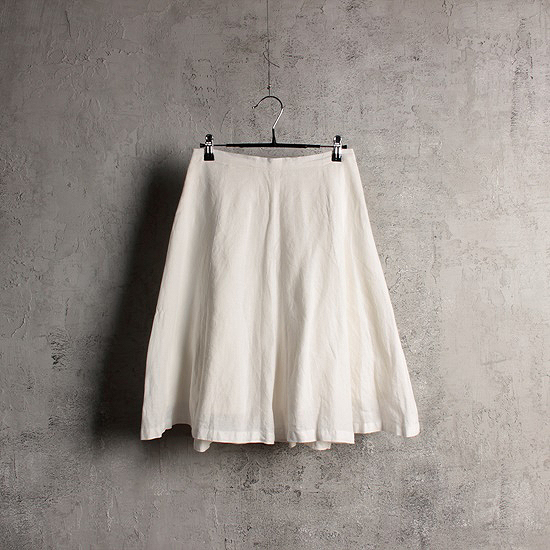 B&#039;MING LIFE STORE by BEAMS white skirt (27inch)