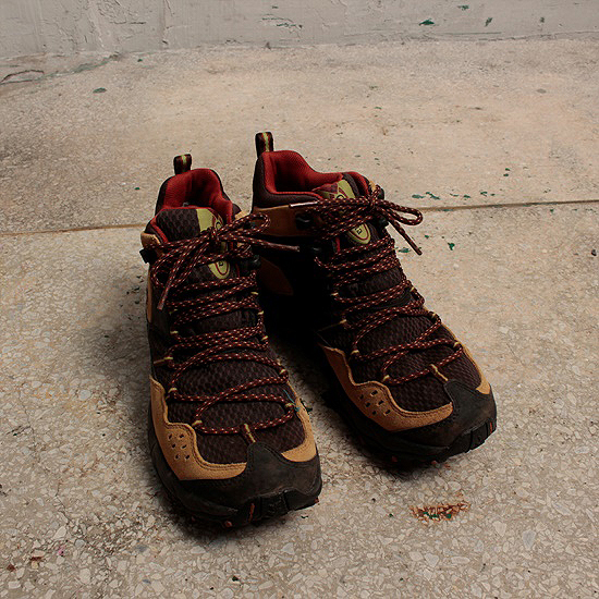 COLUMBIA mountain shoes (260mm)