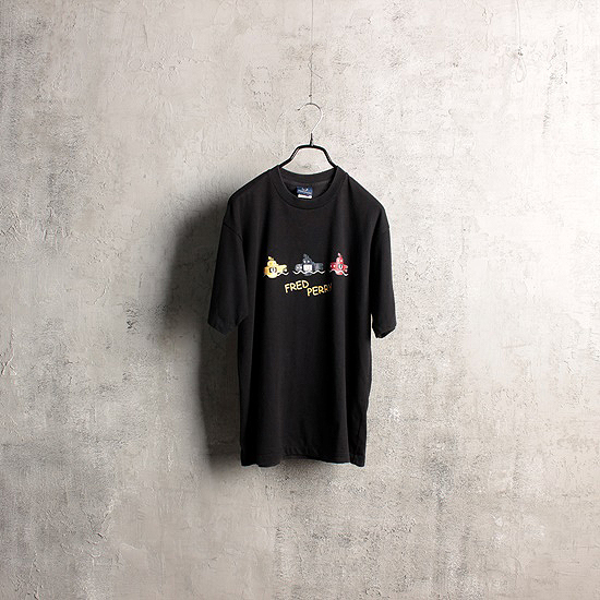 00&#039;s FRED PERRY submarine tee