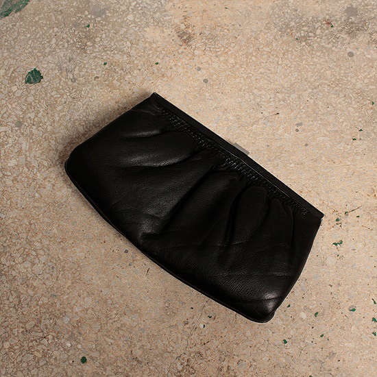 vtg leather pouch