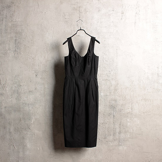 Guy Laroche black sleeveless dress