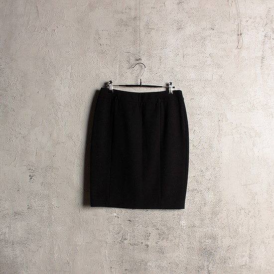 Weekend by Max Mara skirt (28.3 inch)