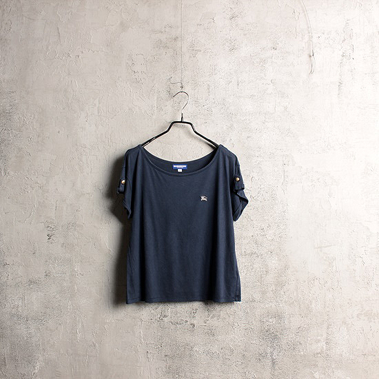 BURBERRY blue label gold button tee