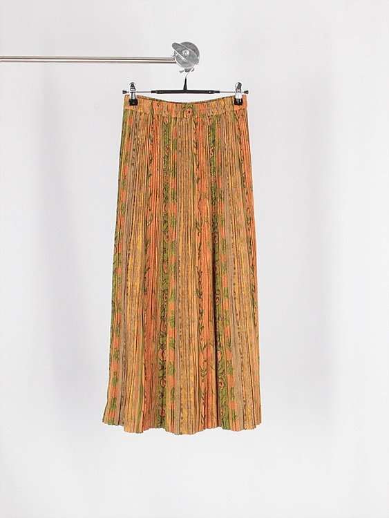 NUOVA DONNA pleats long skirt (29.9 inch)