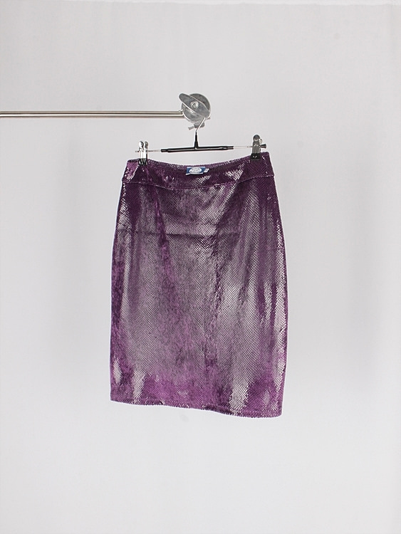BLUGIRL glossy skirt (~30.7 inch)