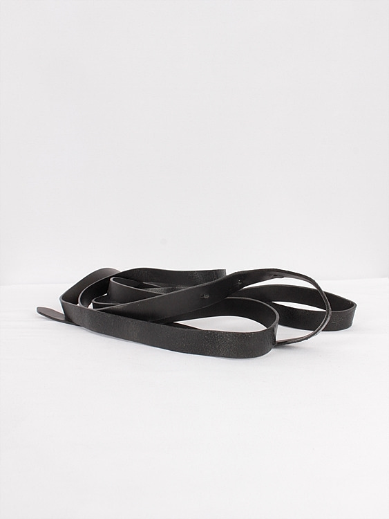 TOMORROWLAND leather belt (free)